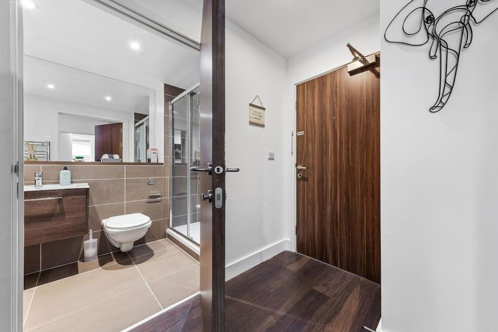 Sleep 7 20 Mins From London Waterloo Bp8 Apartman Kültér fotó